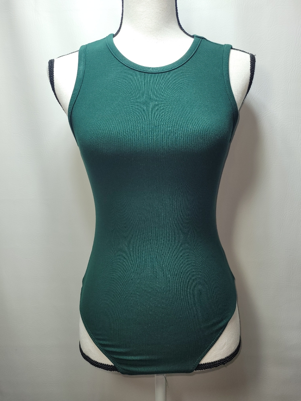 (NWT) Le Lis Zoe High Neck Bodysuit